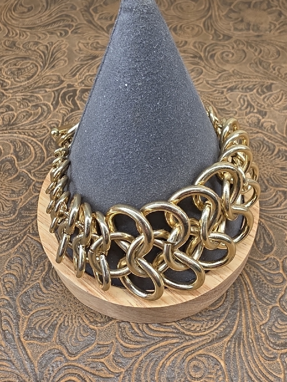 Vintage Chainmail Graduated Oversized Link Weave Gold Tone Statement Bracelet